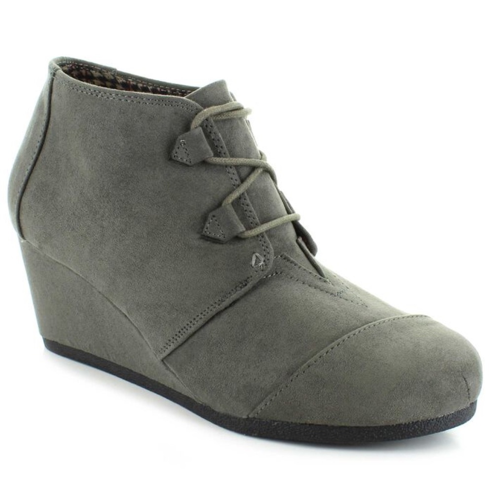 2.5-inch Heel Ankle Bootie Boots Size 13M